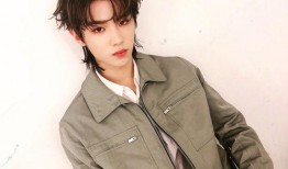 黄明昊娱乐圈吃瓜视频,揭秘明星幕后故事